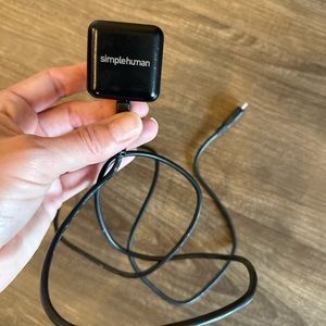 Simple human mirror charger